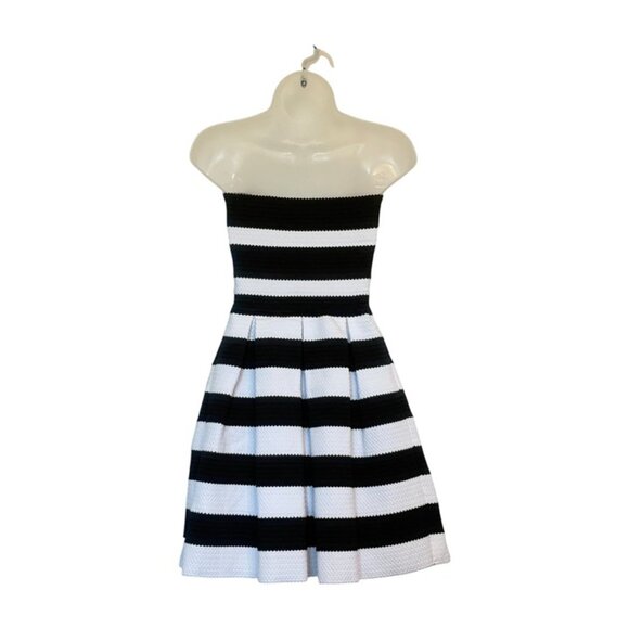 Express Fit & Flare Dress, Black/White, SMALL NEW! - Picture 9 of 9